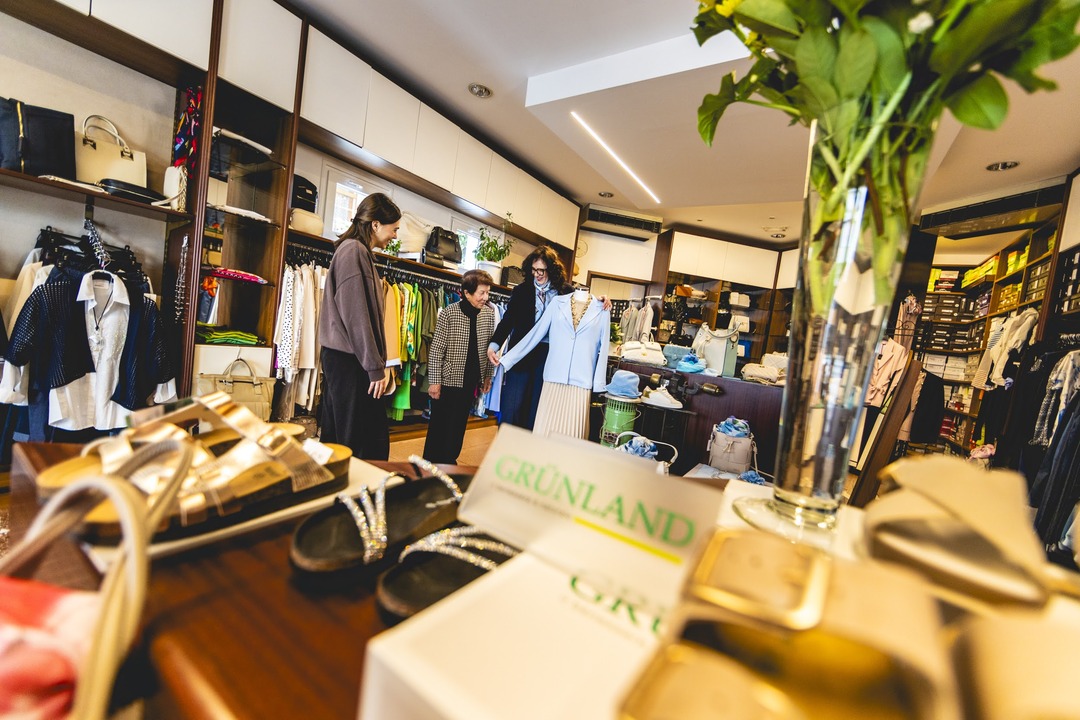 Lodi abbigliamento accessori e calzature Fiume Veneto Distretto Sile Meduna